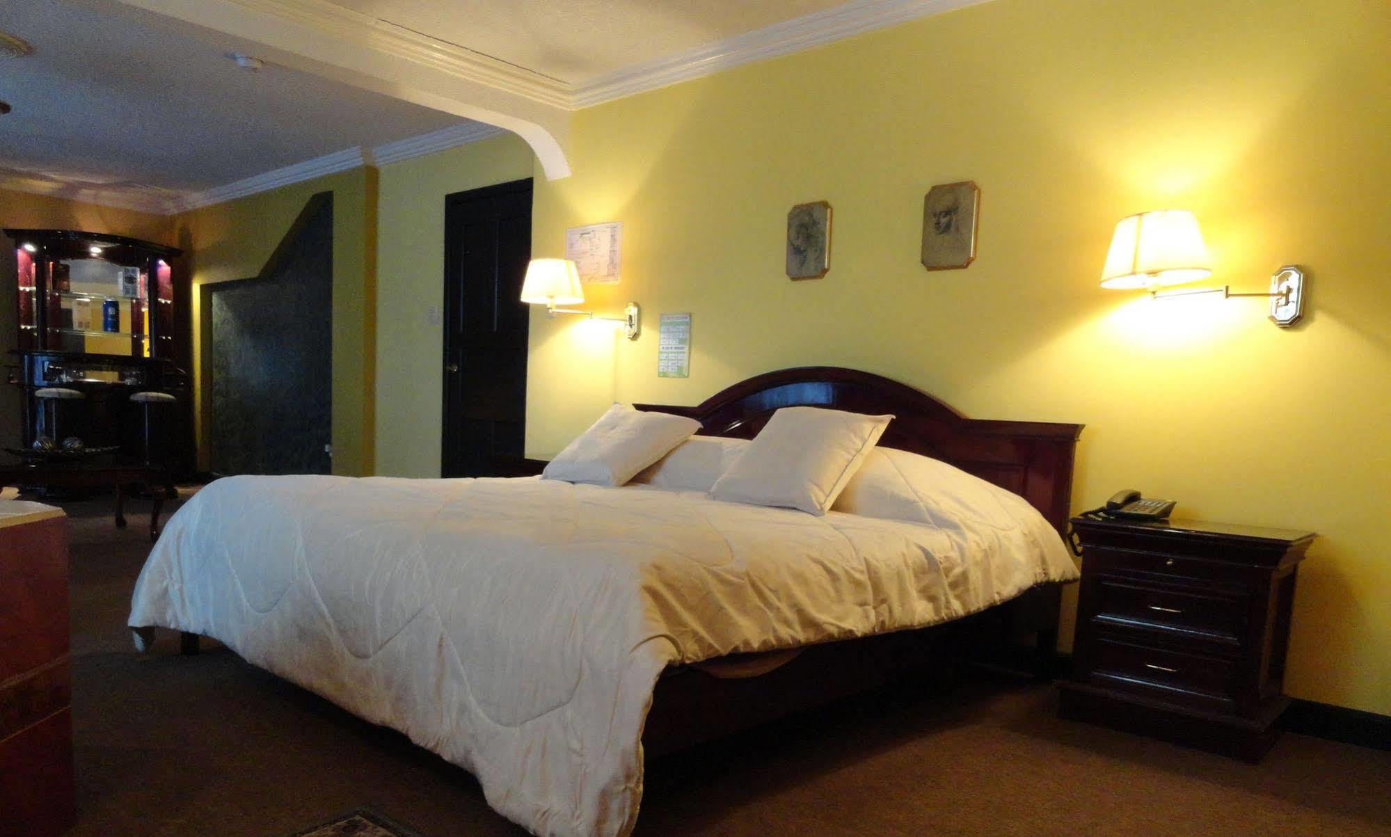 Hotel Suites Gonzalez Suarez Quito Eksteriør billede