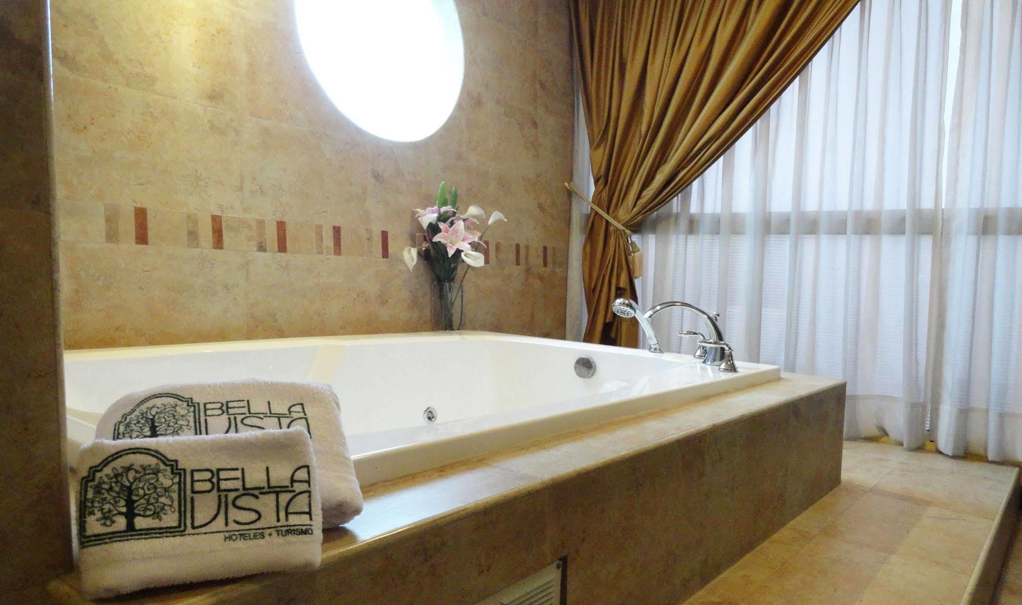 Hotel Suites Gonzalez Suarez Quito Eksteriør billede